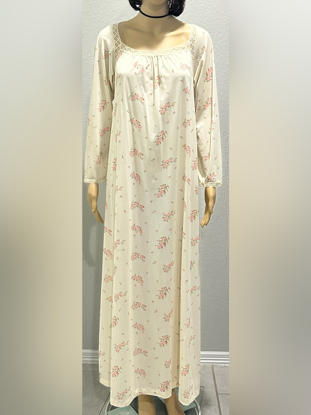 Miss Elaine Cream Long Sleeve Nightgown with Pink Rose Print